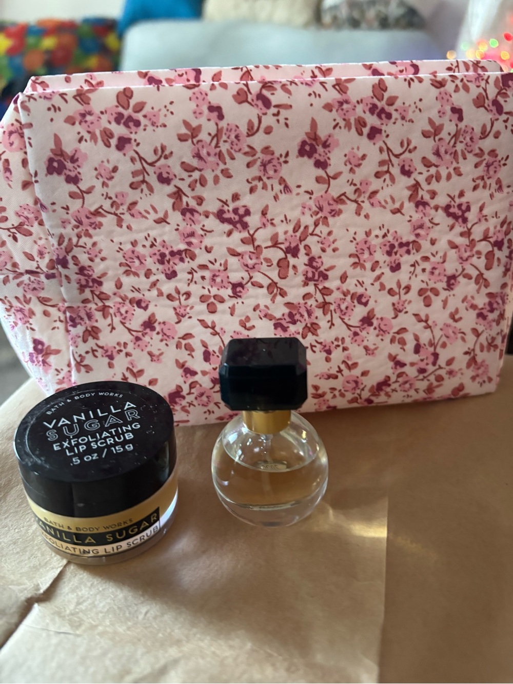 Best Loved Pink Wax Beads – Floral Makeup Bag Set and more - Picture 5 of 5